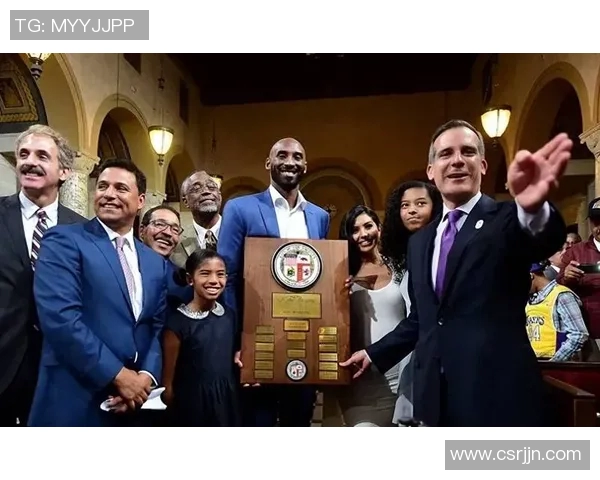 曼巴日的生日祝福!多位球星、名宿发文纪念科比 曼巴日的生日祝福!多位球星、名宿发文纪念科比