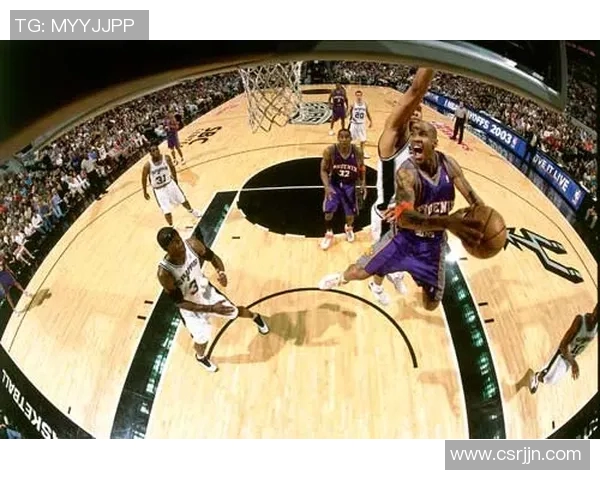 马刺媒体日背后的故事更衣室外的独特视角与精彩瞬间